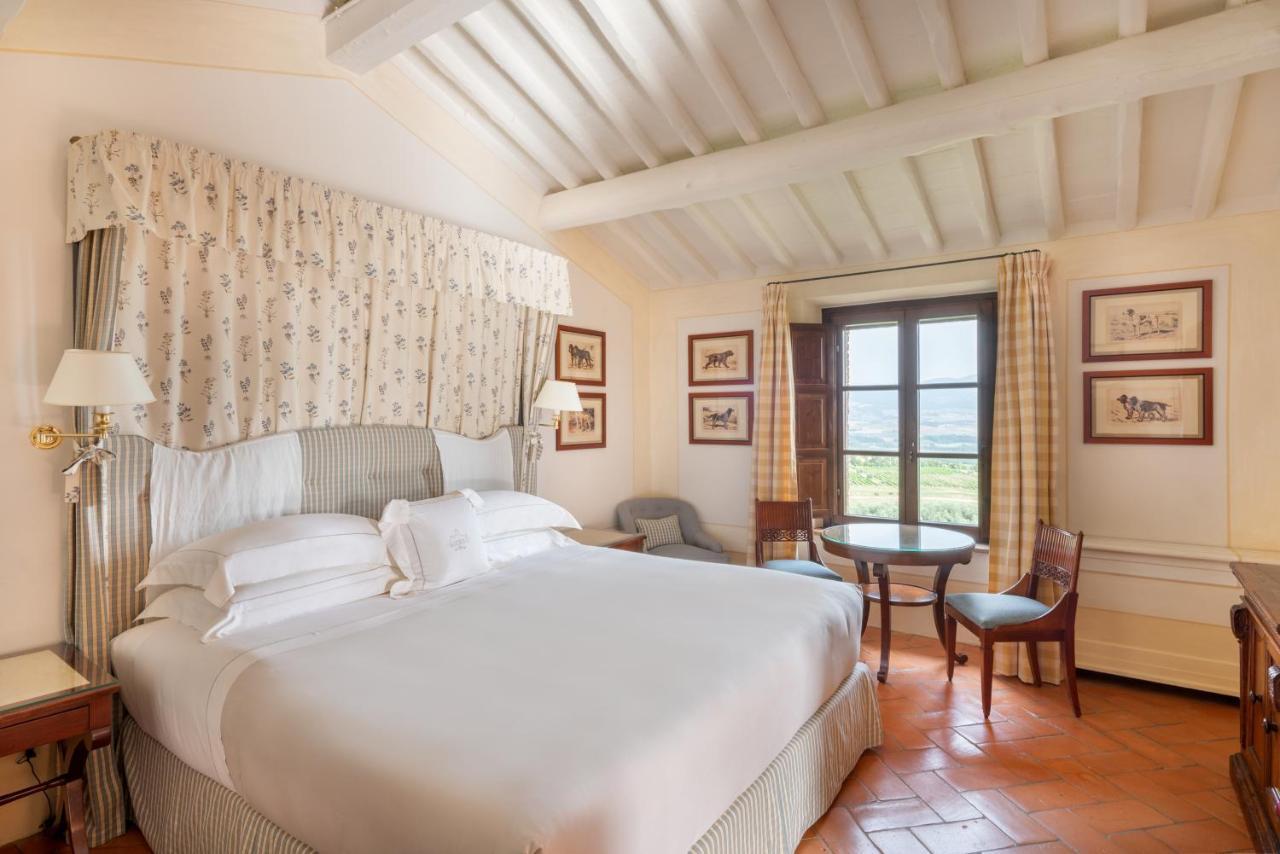Castello Banfi - Il Borgo - Relais Et Chateaux Poggio alle Mura Екстер'єр фото