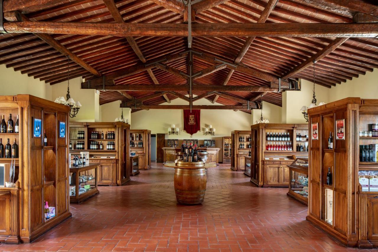 Castello Banfi - Il Borgo - Relais Et Chateaux Poggio alle Mura Екстер'єр фото