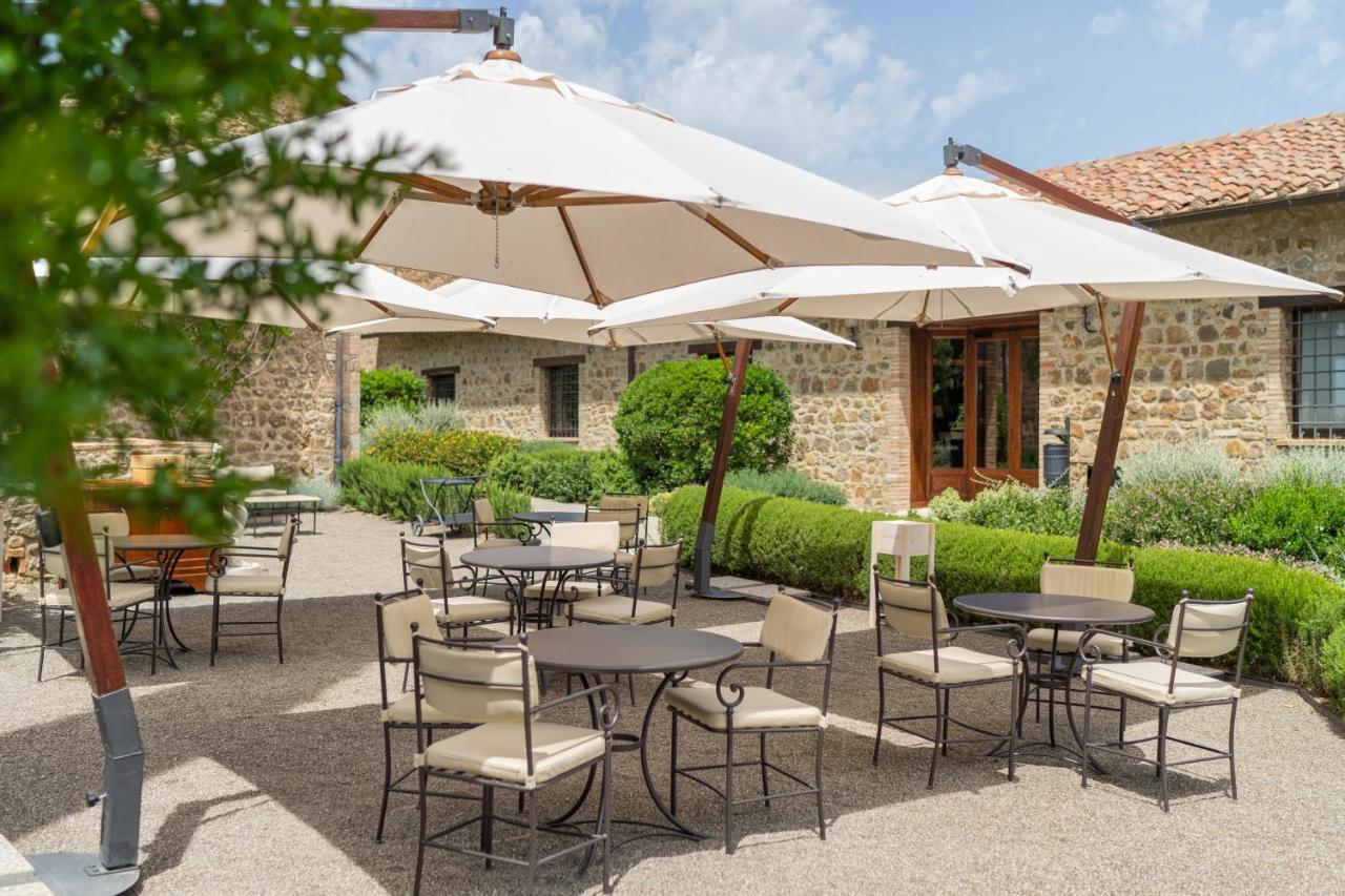 Castello Banfi - Il Borgo - Relais Et Chateaux Poggio alle Mura Екстер'єр фото