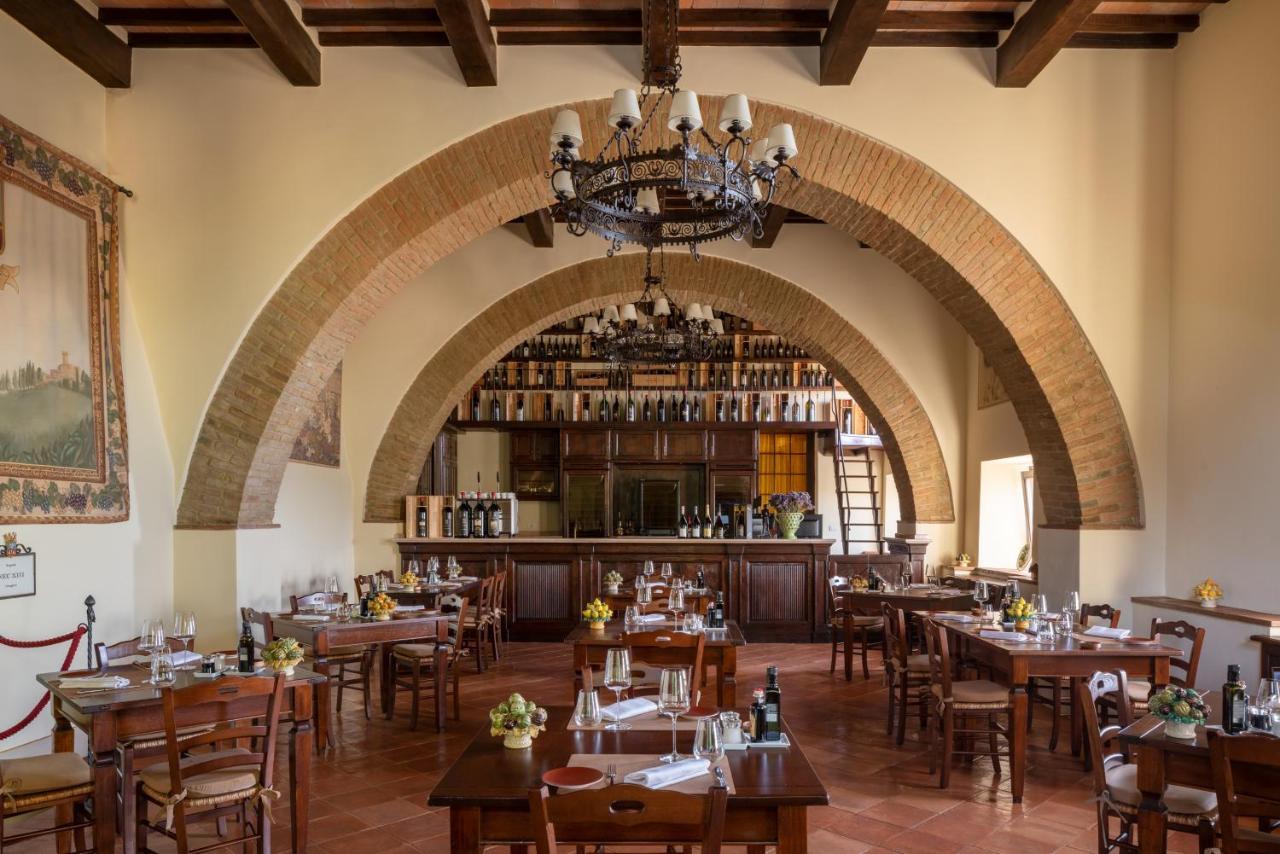 Castello Banfi - Il Borgo - Relais Et Chateaux Poggio alle Mura Екстер'єр фото