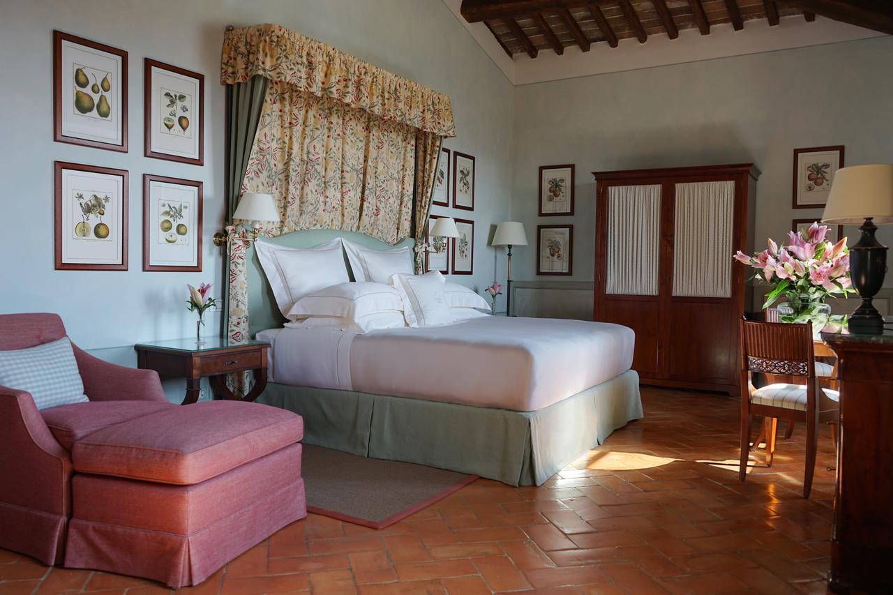 Castello Banfi - Il Borgo - Relais Et Chateaux Poggio alle Mura Екстер'єр фото