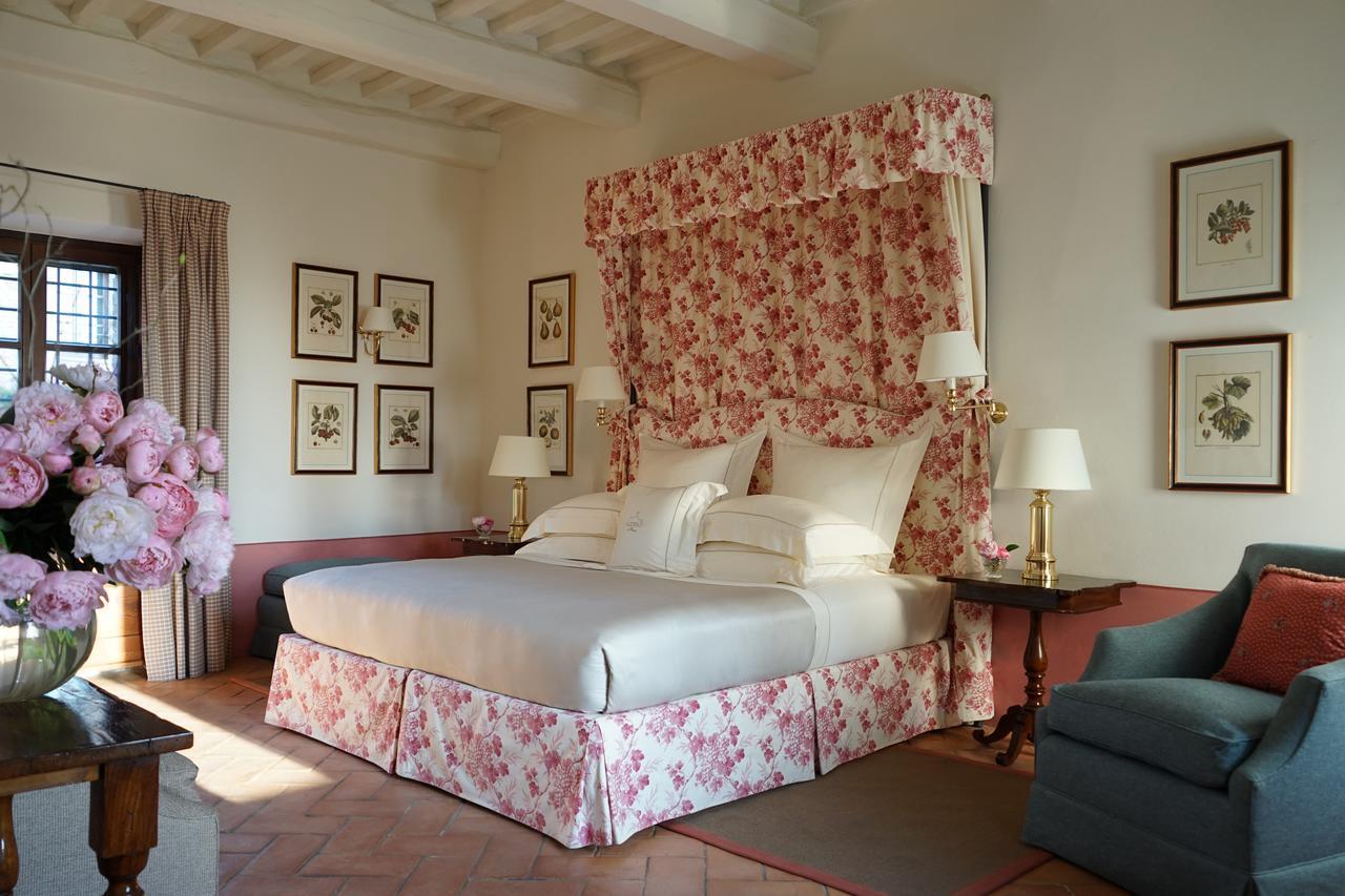 Castello Banfi - Il Borgo - Relais Et Chateaux Poggio alle Mura Екстер'єр фото