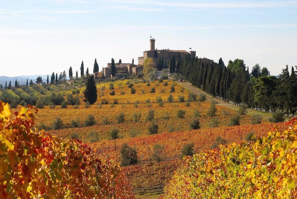 Castello Banfi - Il Borgo - Relais Et Chateaux Poggio alle Mura Екстер'єр фото